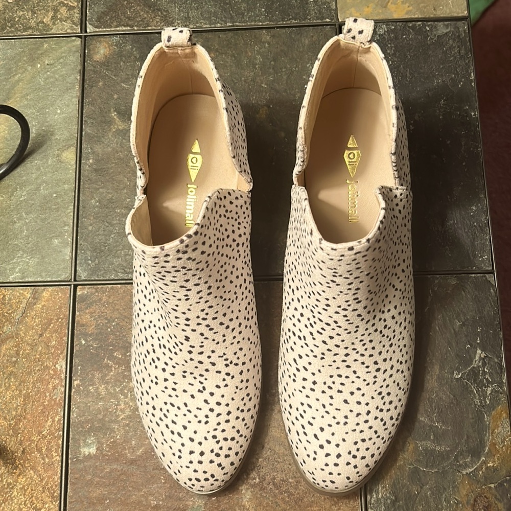 Ankle boots - never worn
